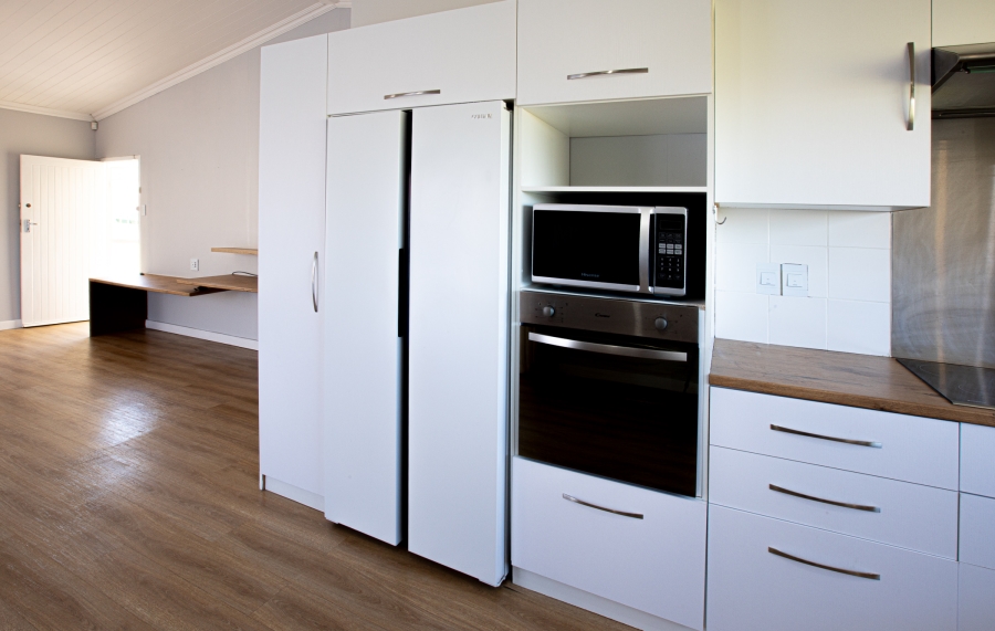 To Let 2 Bedroom Property for Rent in Fish Hoek Western Cape